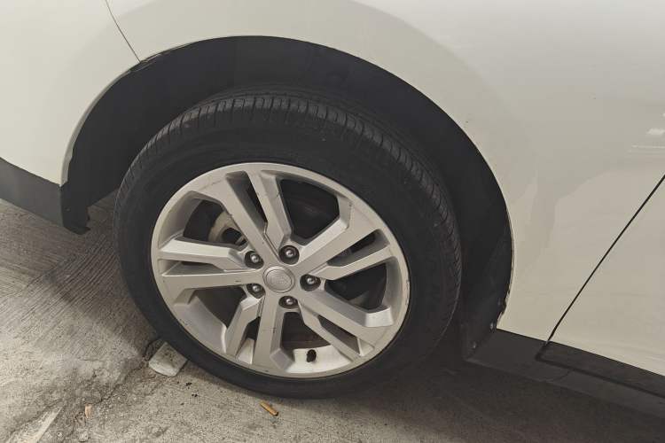 Used FAW Junpai D60 2017 1.5L Manual Luxury Version Exterior 7