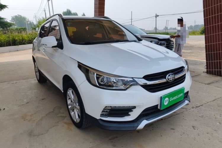 Used FAW Junpai D60 2017 1.5L Manual Entry-Level Model Front Right 45 Deg