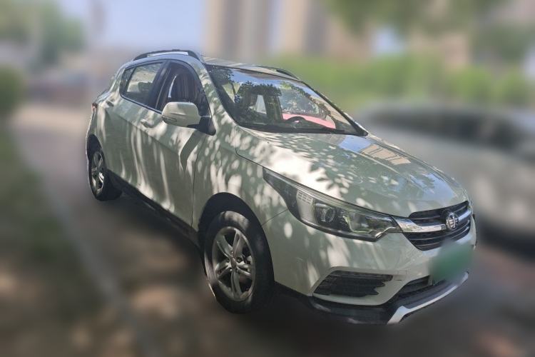 Used FAW Junpai D60 2017 1.5L Manual Standard Edition Front Right 45 Deg