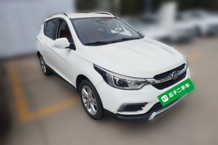 Used FAW Junpai D60 2017 1.5L Manual Entry-Level Model Front Right 45 Deg