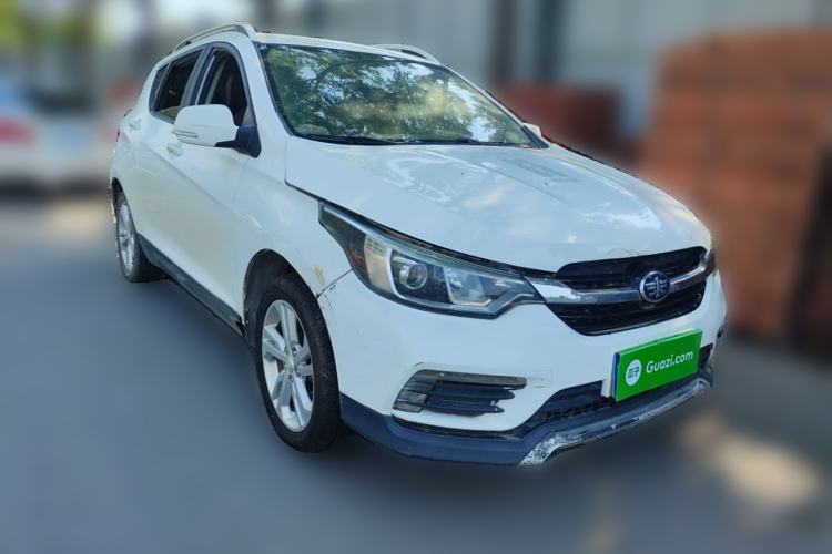 Used FAW Junpai D60 2017 1.5L Manual Entry-Level Model Front Right 45 Deg