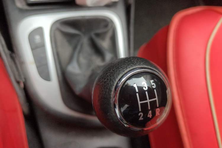 Used FAW Junpai D60 2017 1.5L Manual Entry-Level Model Gear Lever
