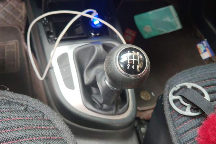 Used FAW Junpai D60 2017 1.5L Manual Standard Edition Gear Lever