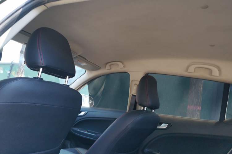 Used FAW Junpai D60 2017 1.5L Manual Standard Edition Headliner