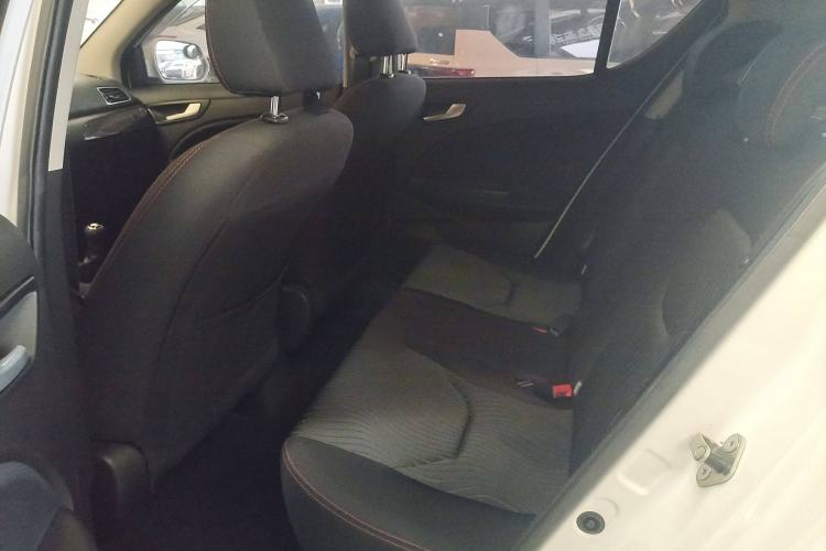 Used FAW Junpai D60 2017 1.5L Manual Entry-Level Model Interior 3