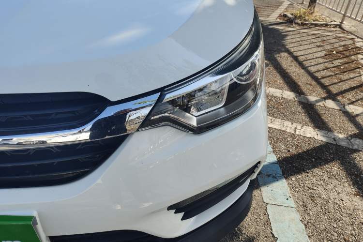 Used FAW Junpai D60 2017 1.5L Manual Standard Edition Left Front Headlight