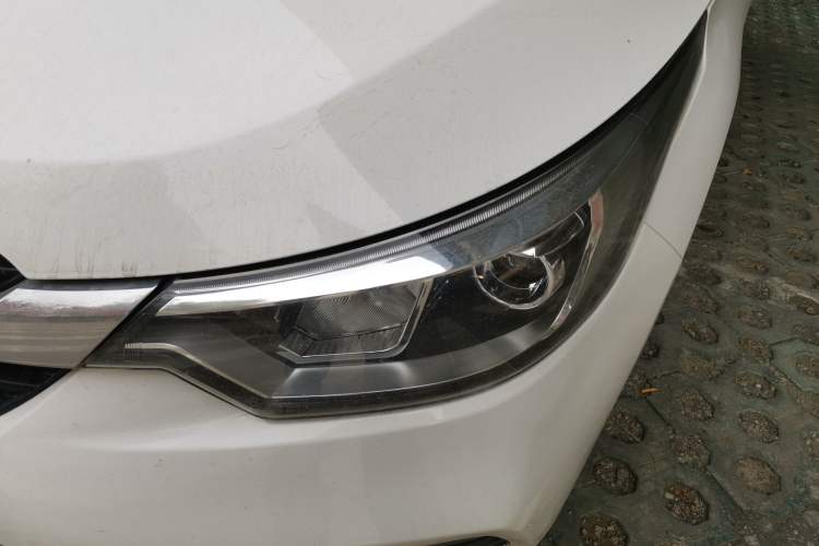 Used FAW Junpai D60 2017 1.5L Manual Luxury Version Left Front Headlight