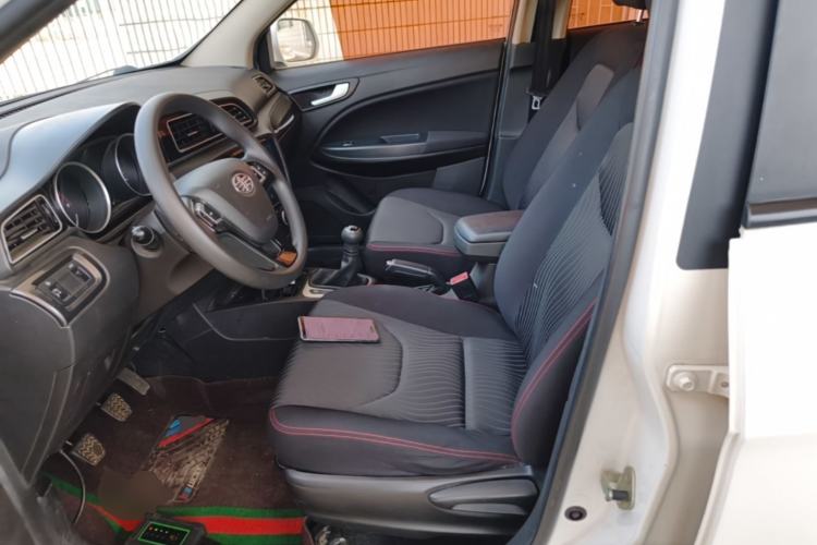 Used FAW Junpai D60 2017 1.5L Manual Entry-Level Model Left Front Seat