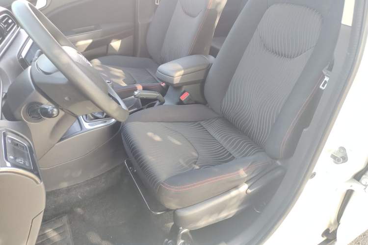 Used FAW Junpai D60 2017 1.5L Manual Standard Edition Left Front Seat