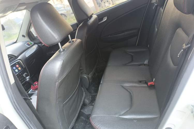Used FAW Junpai D60 2017 1.8L Automatic Luxury Sunroof Edition Left Rear Seat