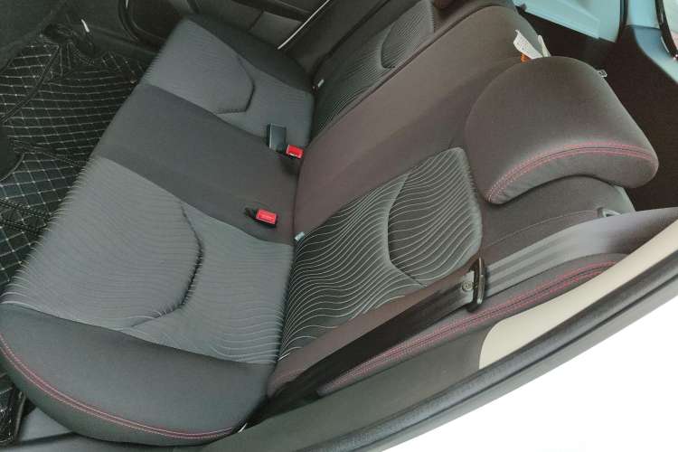 Used FAW Junpai D60 2017 1.5L Manual Entry-Level Model Left Rear Seat