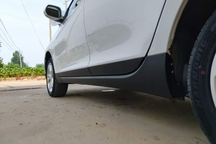Used FAW Junpai D60 2017 1.5L Manual Entry-Level Model Left Side Sill