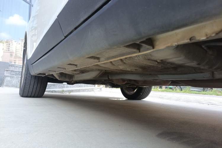 Used FAW Junpai D60 2017 1.8L Automatic Luxury Sunroof Edition Left Side Sill