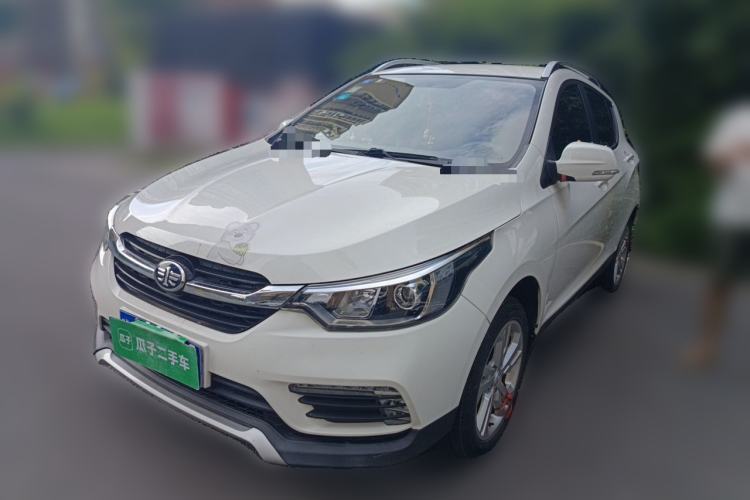Used FAW Junpai D60 2017 1.5L Manual Standard Edition Guazi used car, China used car export, Used car for sale, Used FAW cars, Cheapest cars for sale