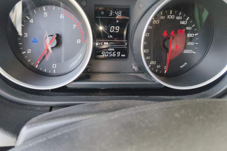 Used FAW Junpai D60 2017 1.5L Manual Entry-Level Model Odometer Close Up