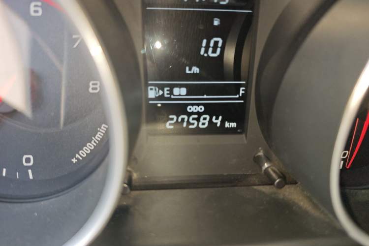 Used FAW Junpai D60 2017 1.5L Manual Standard Edition Odometer Close Up