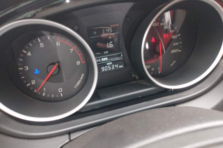 Used FAW Junpai D60 2017 1.5L Manual Entry-Level Model Odometer Close Up