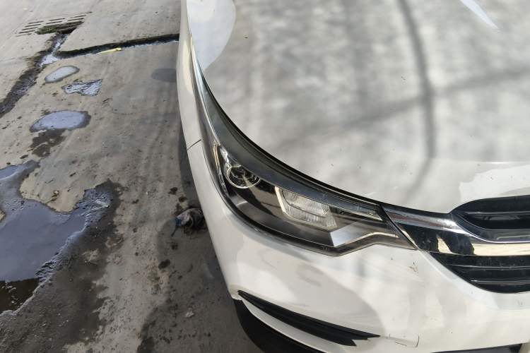 Used FAW Junpai D60 2017 1.5L Manual Entry-Level Model Right Front Headlight