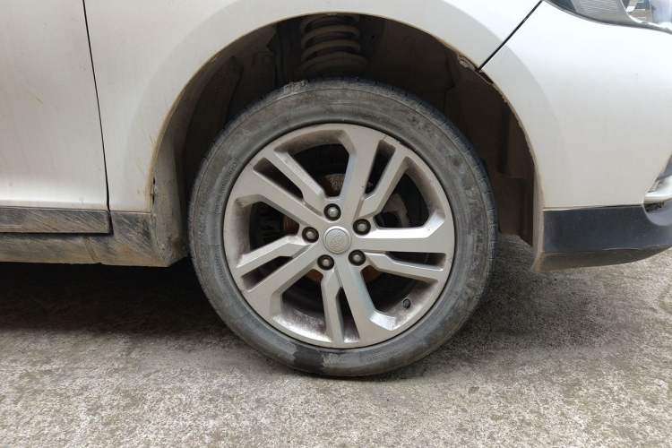 Used FAW Junpai D60 2017 1.5L Manual Entry-Level Model Right Front Wheel Hub