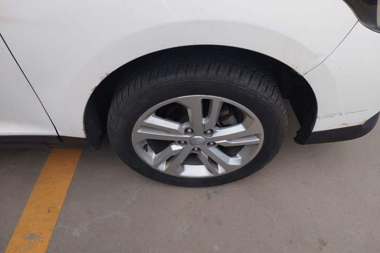 Used FAW Junpai D60 2017 1.5L Manual Entry-Level Model Right Front Wheel Hub