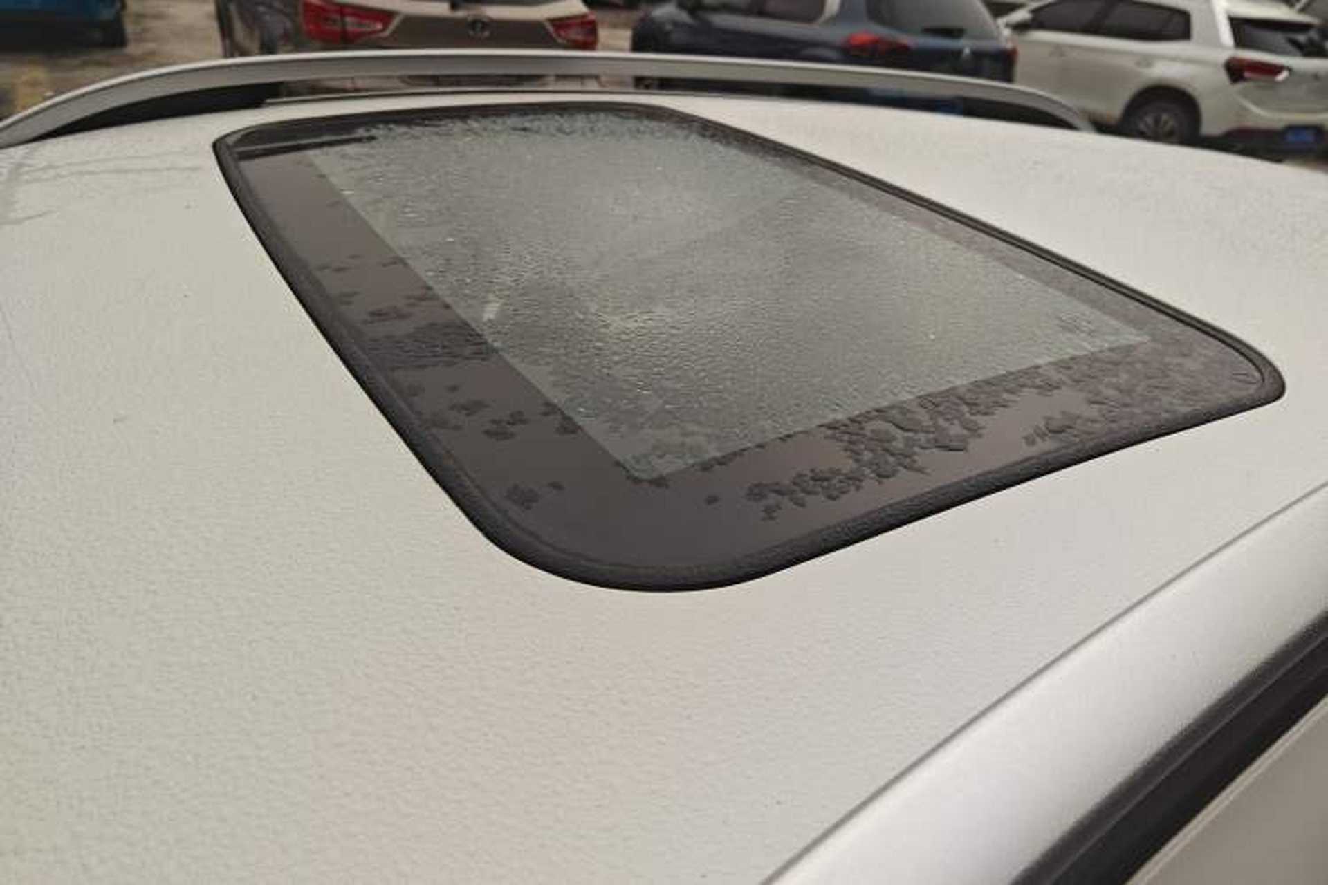 Used FAW Junpai D60 2017 1.5L Manual Luxury Version Roof