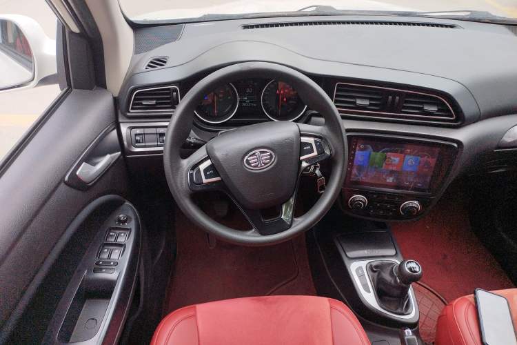 Used FAW Junpai D60 2017 1.5L Manual Entry-Level Model Steering Wheel