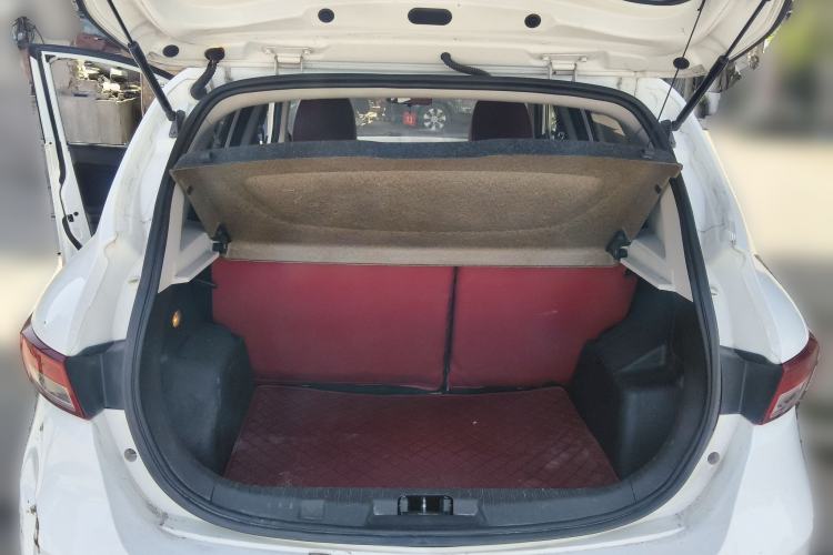 Used FAW Junpai D60 2017 1.5L Manual Entry-Level Model Trunk