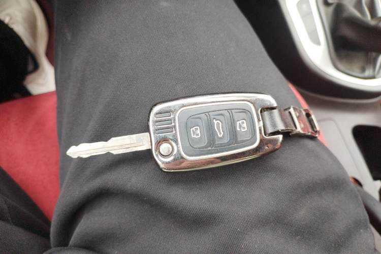 Used FAW Junpai D60 2017 1.5L Manual Entry-Level Model Vehicle Key