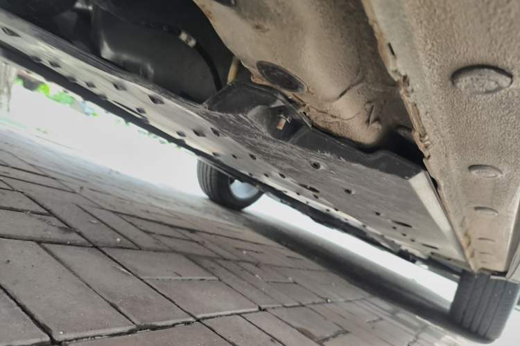 Used FAW Junpai D80 2019 TD220 Automatic Deluxe Model Chassis Rear Right