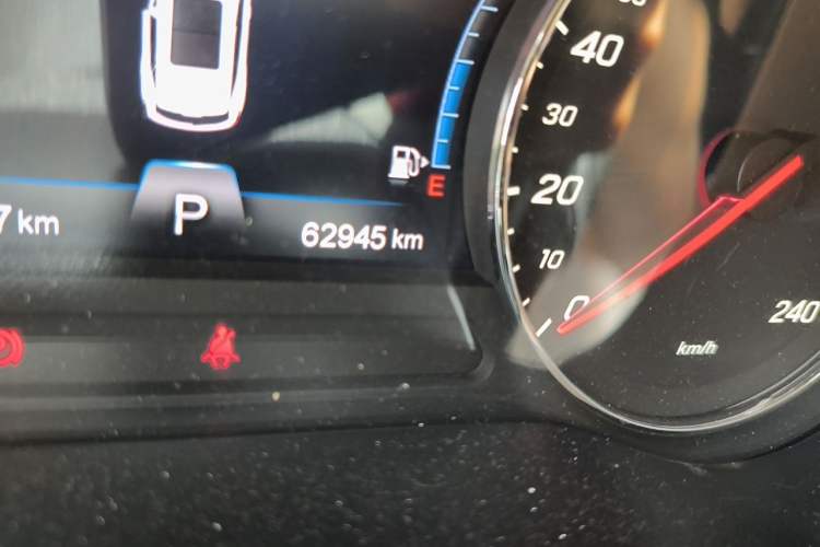 Used FAW Junpai D80 2019 TD220 Automatic Deluxe Model Odometer Close Up