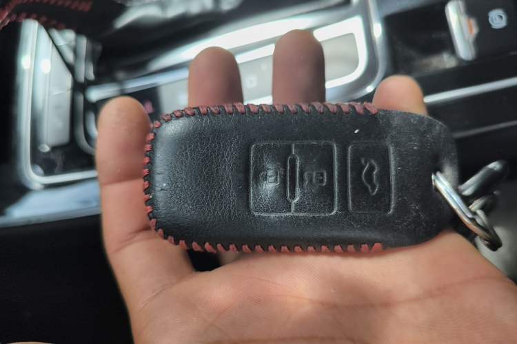 Used FAW Junpai D80 2019 TD220 Automatic Deluxe Model Vehicle Key