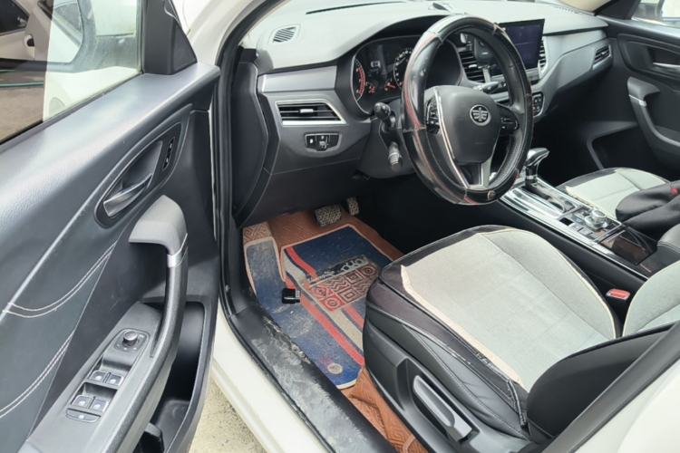 Used FAW Junpai D80 2019 TD220 Automatic Elite Model Driver Seat