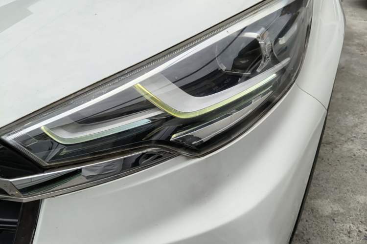 Used FAW Junpai D80 2019 TD220 Automatic Elite Model Left Front Headlight