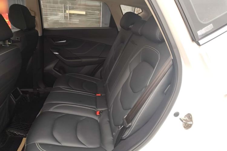 Used FAW Junpai D80 2019 TD220 Automatic Elite Model Left Rear Seat
