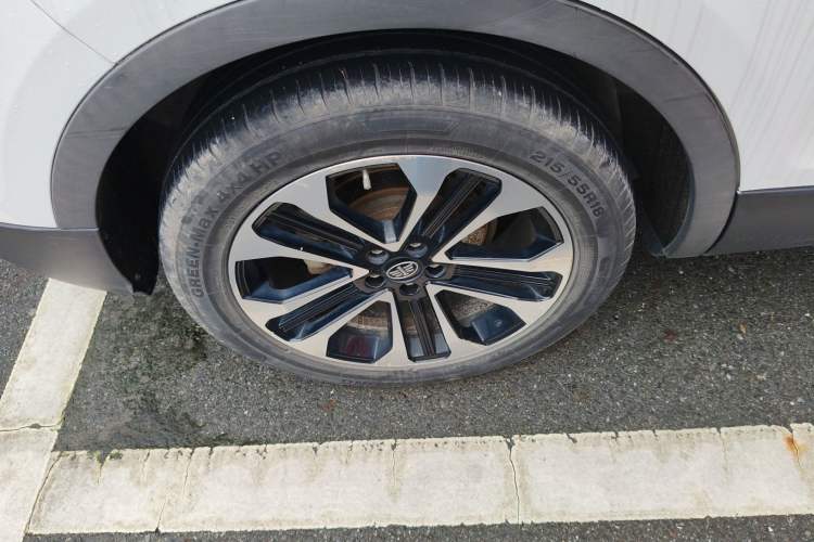 Used FAW Junpai D80 2019 TD220 Automatic Elite Model Right Rear Wheel Hub