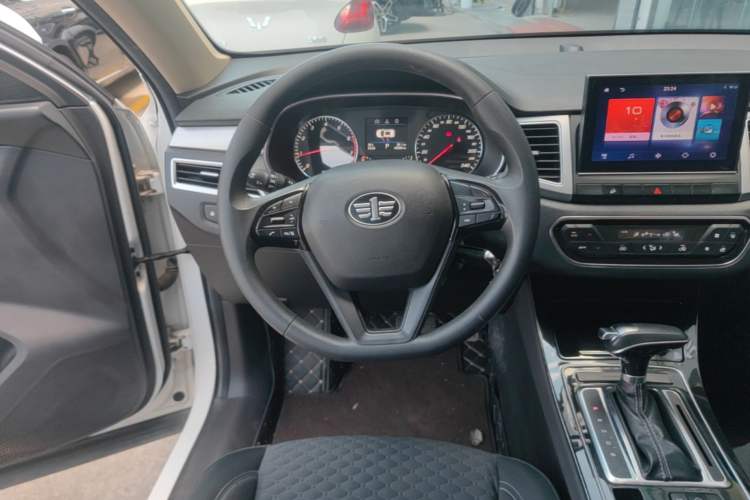Used FAW Junpai D80 2019 TD220 Automatic Tech Model Steering Wheel