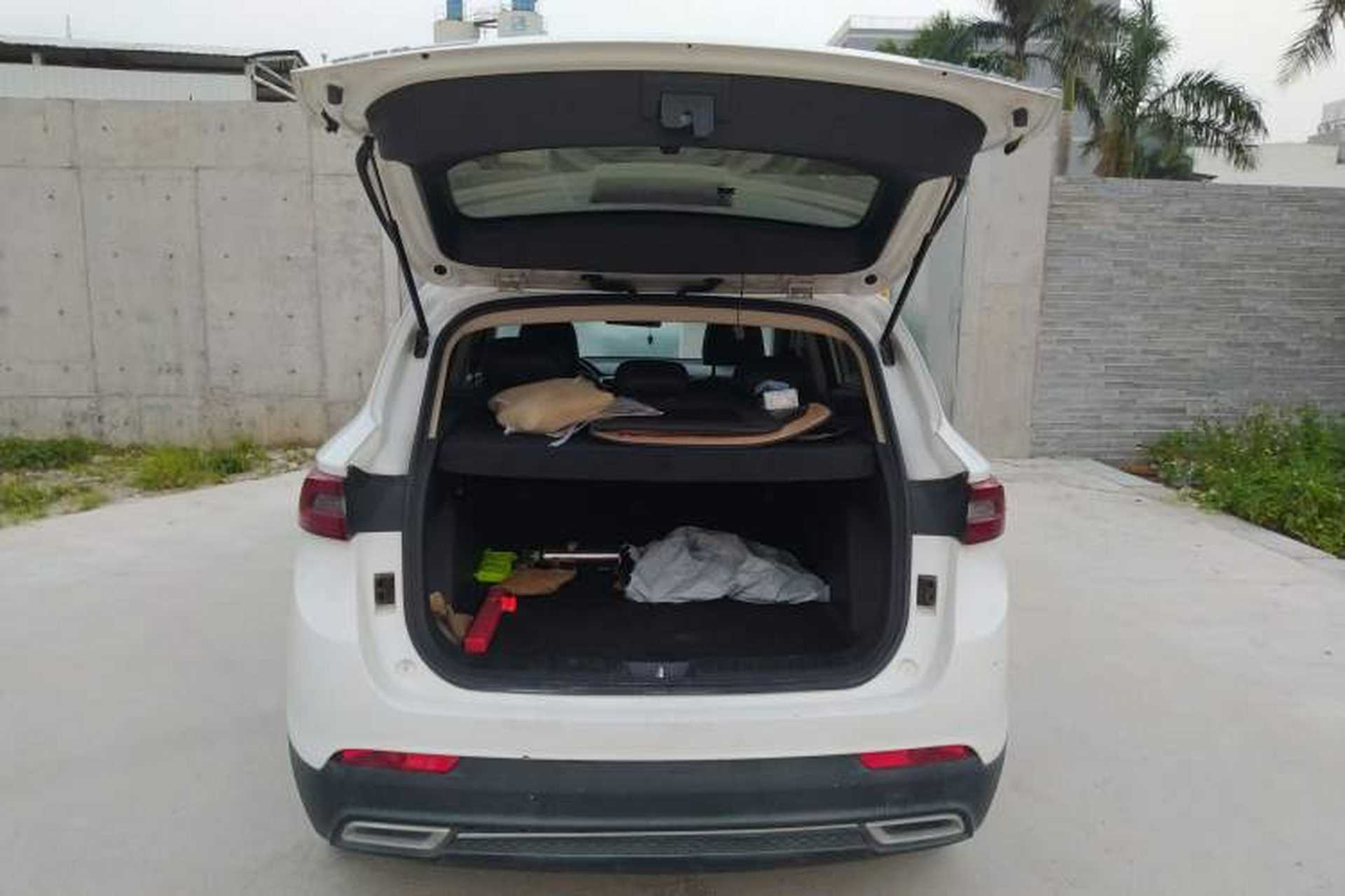 Used FAW Junpai D80 2019 TD220 Automatic Elite Model Trunk