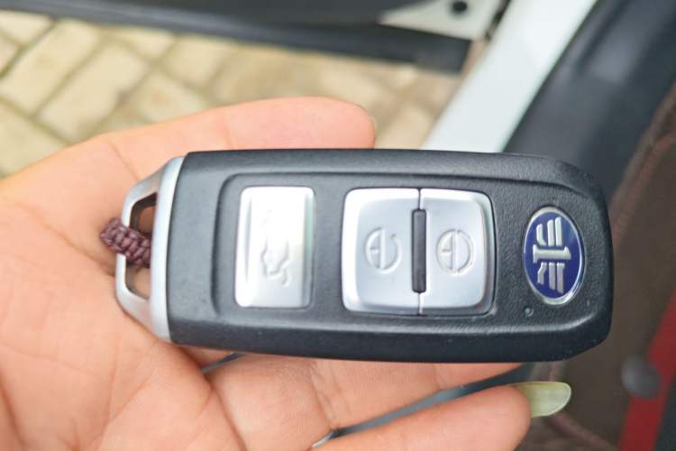 Used FAW Junpai D80 2019 TD220 Automatic Elite Model Vehicle Key