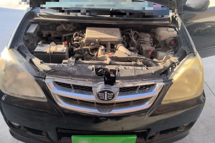 Used FAW Senya M80 2009 1.5L Automatic 5-Seater Luxury Version Engine Bay