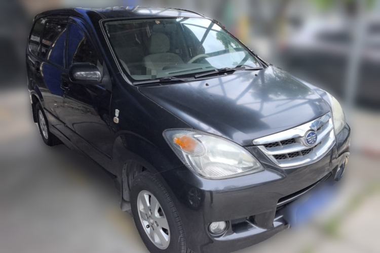 Used FAW Senya M80 2009 1.5L Automatic 7-Seater Luxury Version Front Right 45 Deg