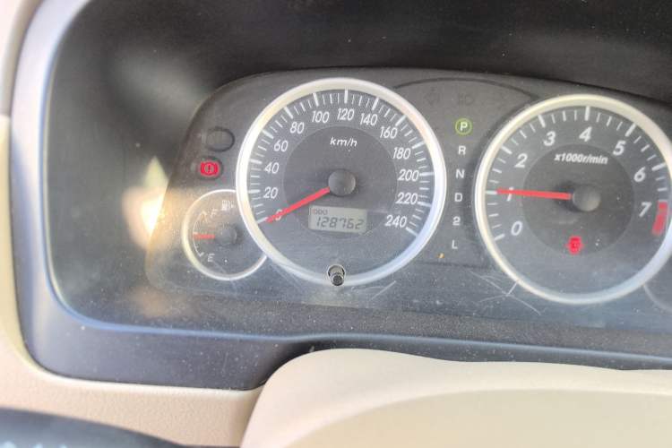 Used FAW Senya M80 2009 1.5L Automatic 5-Seater Luxury Version Odometer Close Up