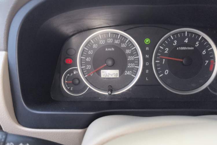 Used FAW Senya M80 2009 1.5L Automatic 7-Seater Luxury Version Odometer Close Up