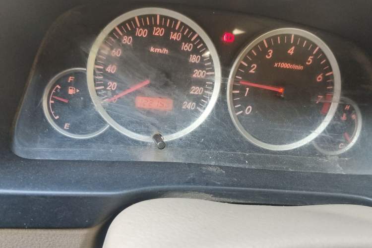 Used FAW Senya M80 2009 1.3L Manual 5-Seater Standard Edition Odometer Close Up