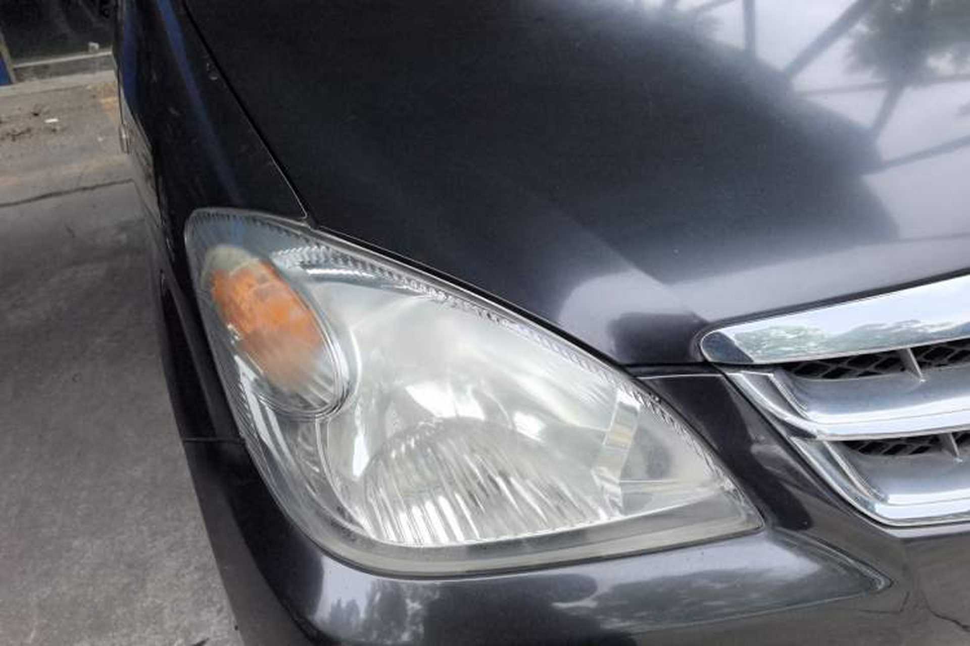 Used FAW Senya M80 2009 1.5L Automatic 7-Seater Luxury Version Right Front Headlight