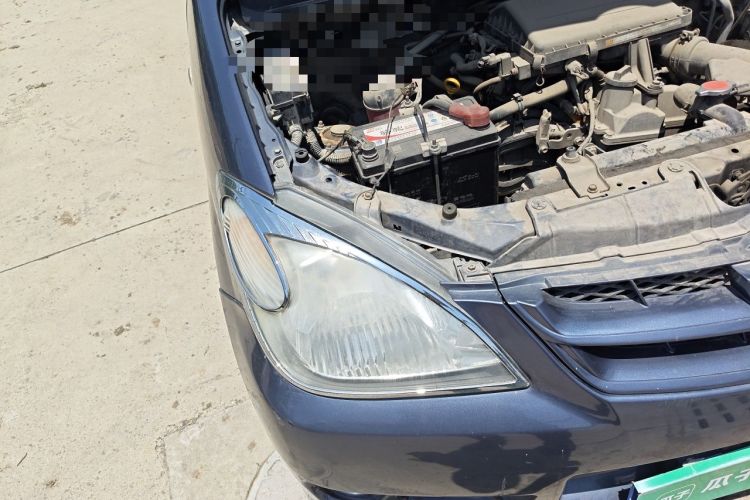 Used FAW Senya M80 2009 1.3L Manual 7-Seater Standard Edition Engine Bay Right