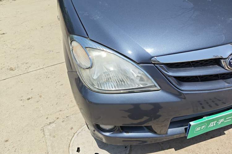 Used FAW Senya M80 2009 1.3L Manual 7-Seater Standard Edition Right Front Headlight