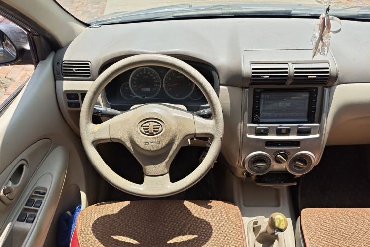 Used FAW Senya M80 2009 1.3L Manual 7-Seater Standard Edition Steering Wheel