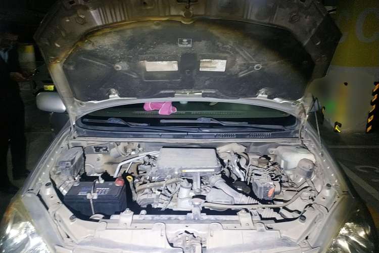 Used FAW Senya M80 2009 1.5L Manual 7-Seater Standard Edition Engine Bay