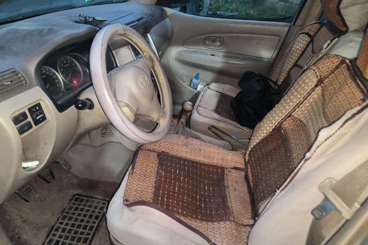Used FAW Senya M80 2009 1.3L Manual 7-Seater Special Edition Left Front Seat
