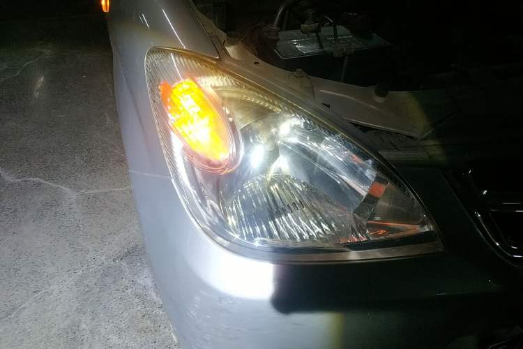 Used FAW Senya M80 2009 1.5L Manual 7-Seater Standard Edition Right Front Headlight